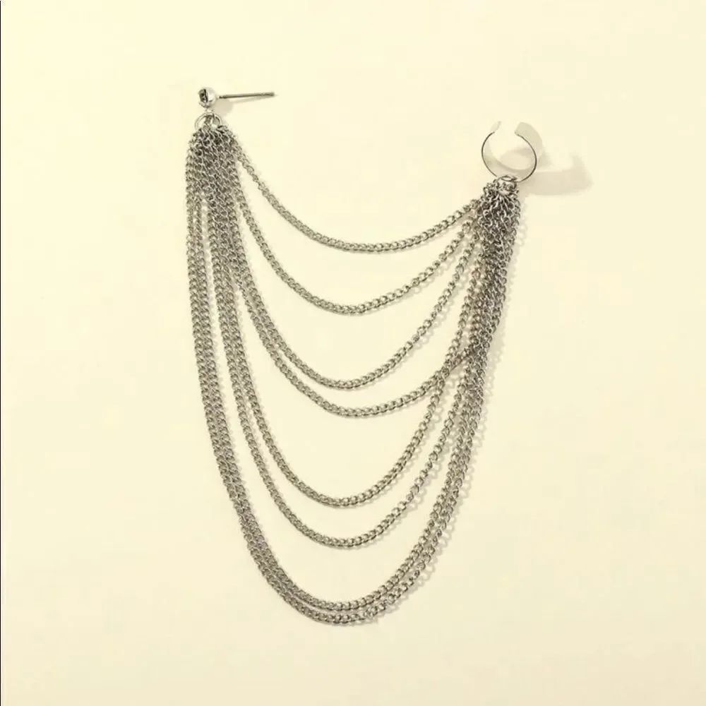 Draped Chain Earcuff  - Picture 4 of 4